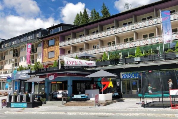 Orangemountain Adventurebike Gipfeltreffen - Hotel Alpina